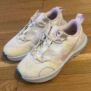 Nike girls sneakers size 11